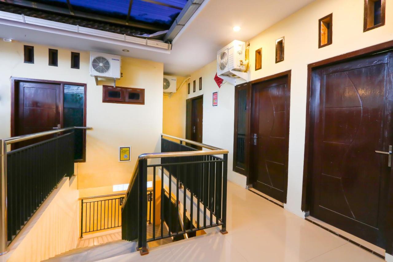 Oyo Life 3064 Mahameru Kost Putra Jembel المظهر الخارجي الصورة