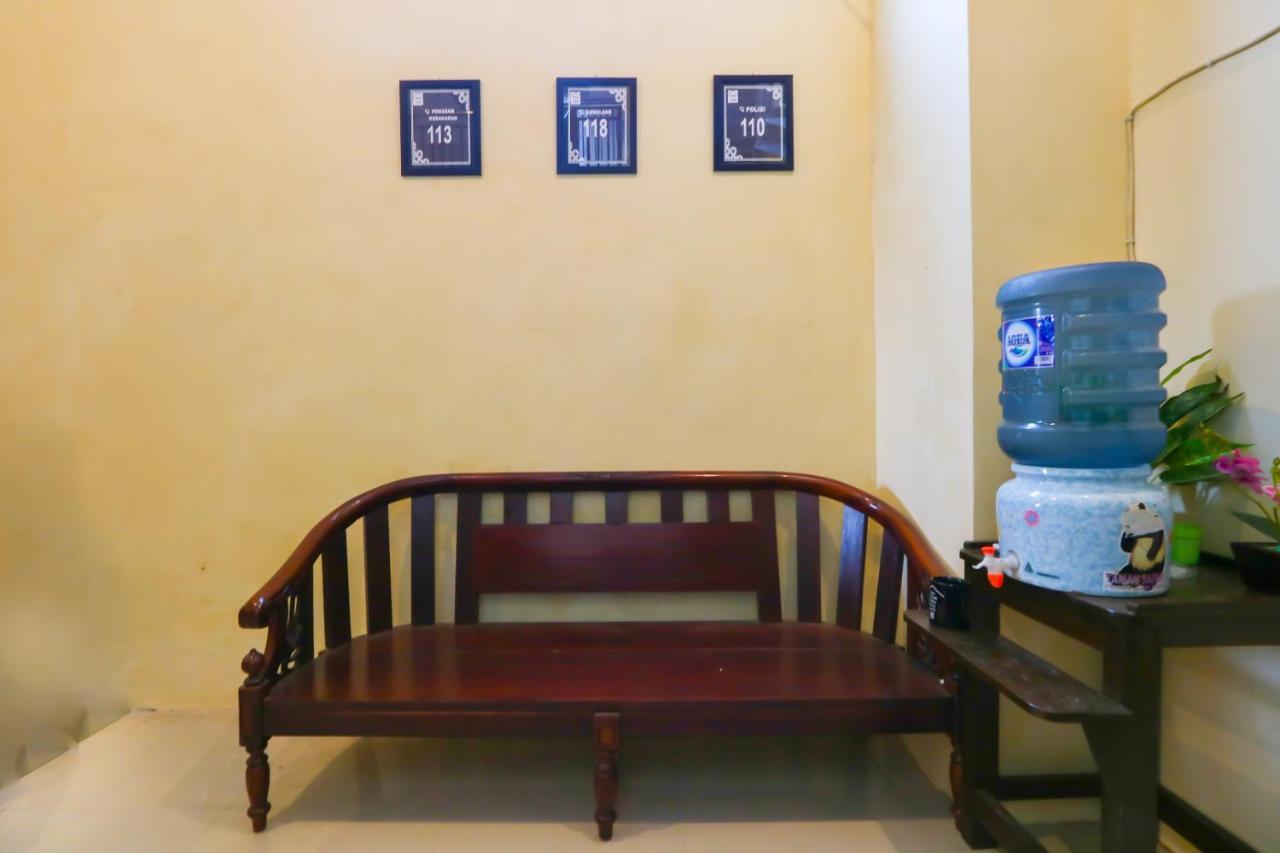 Oyo Life 3064 Mahameru Kost Putra Jembel المظهر الخارجي الصورة